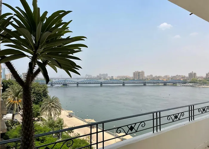 Luxury On The Nile - Zamalek Apartments